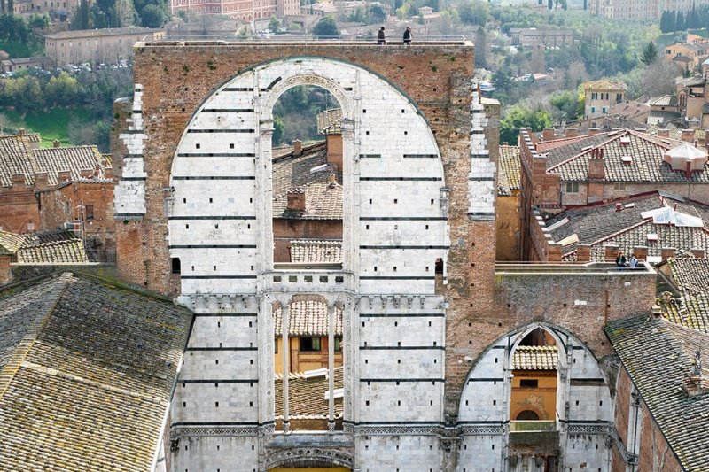 Duomo Di Siena Muro Interrotto